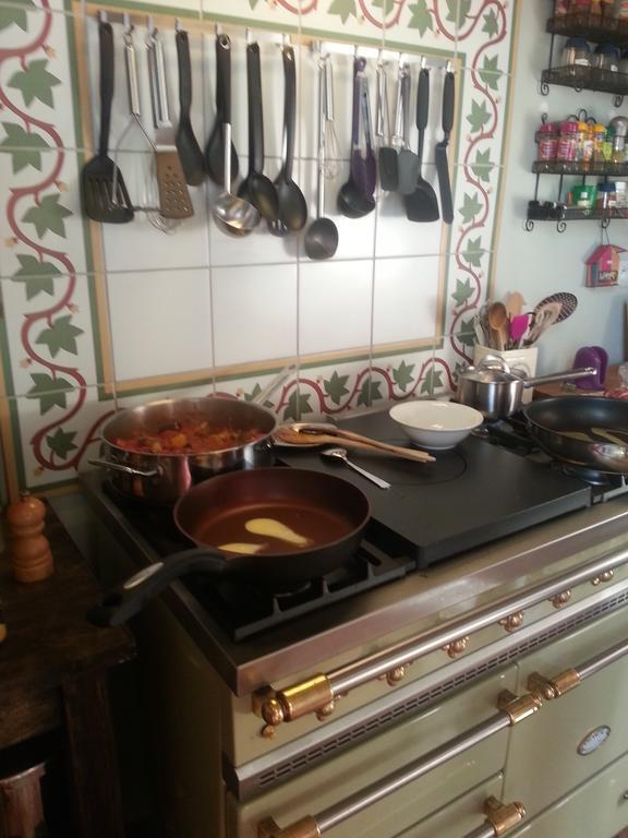 La Peruse A L'Ombre Du Marronnier Gites الغرفة الصورة